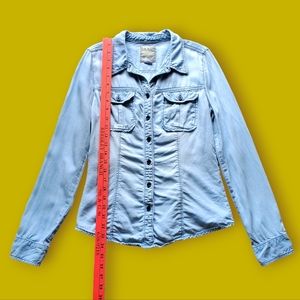 Guess Chambray button up